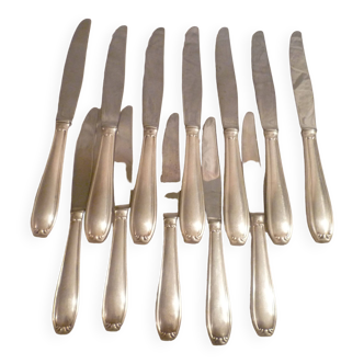 SET OF 7 TABLE KNIVES & 5 FRUIT/CHEESE KNIVES IN SILVER PLATED ART DECO STYLE