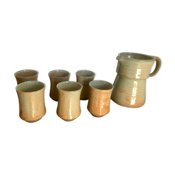 Jug and its vintage stoneware glasses