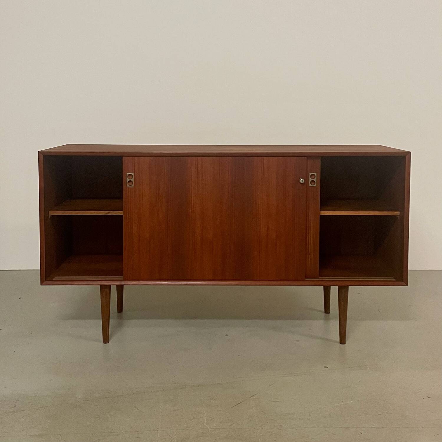 Arne Vodder MCM sideboard in Teak 1960s Denmark