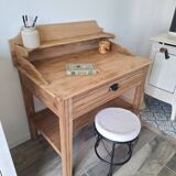 Desk / Dressing table in solid elm from the early 20th century.