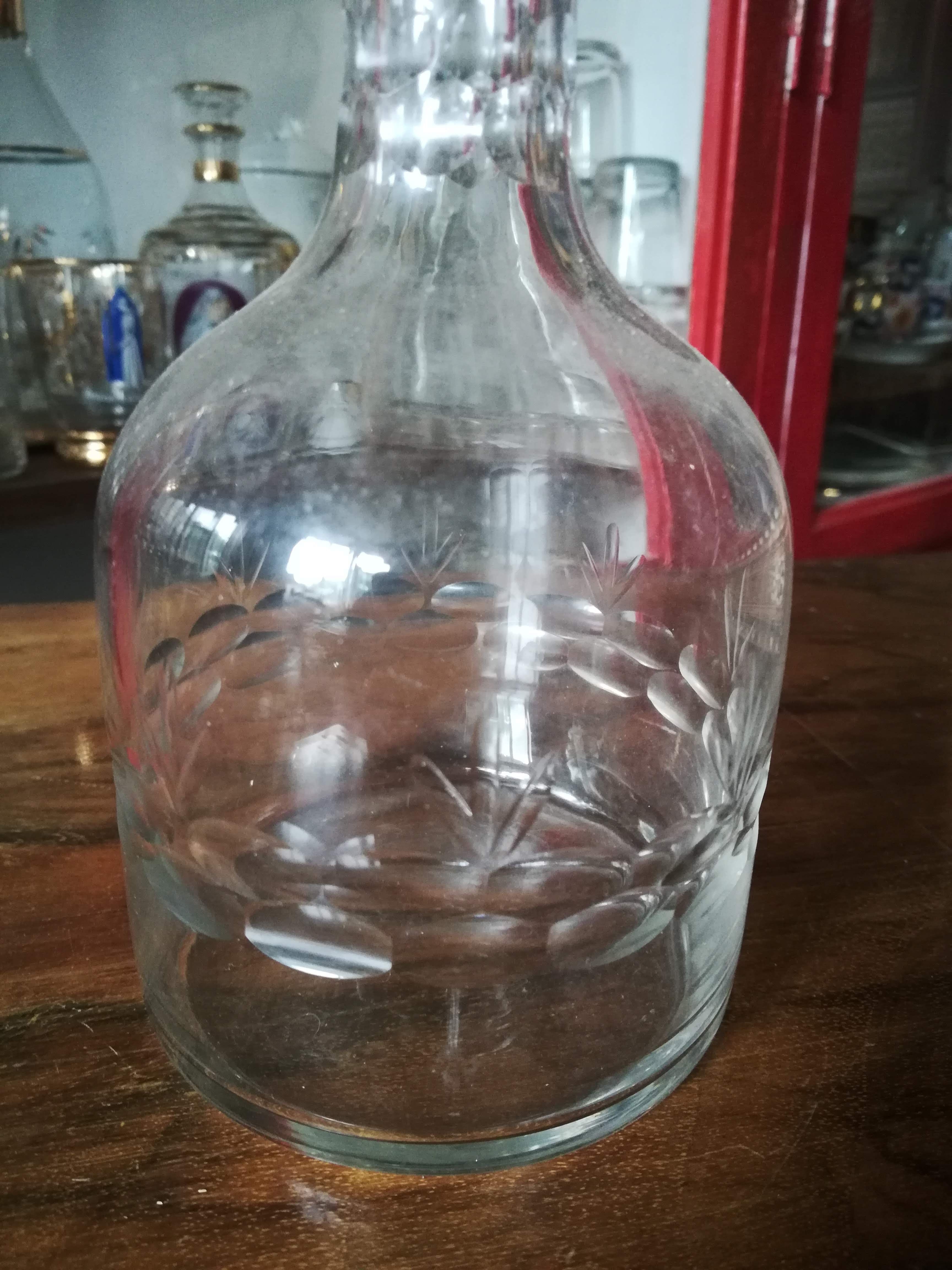 Chiseled glass carafe