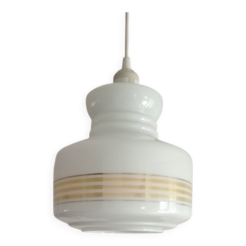 Abat jour en opaline