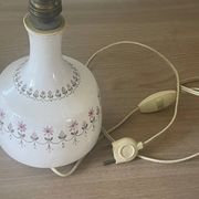Pied de lampe en céramique artisanale décor fleuri