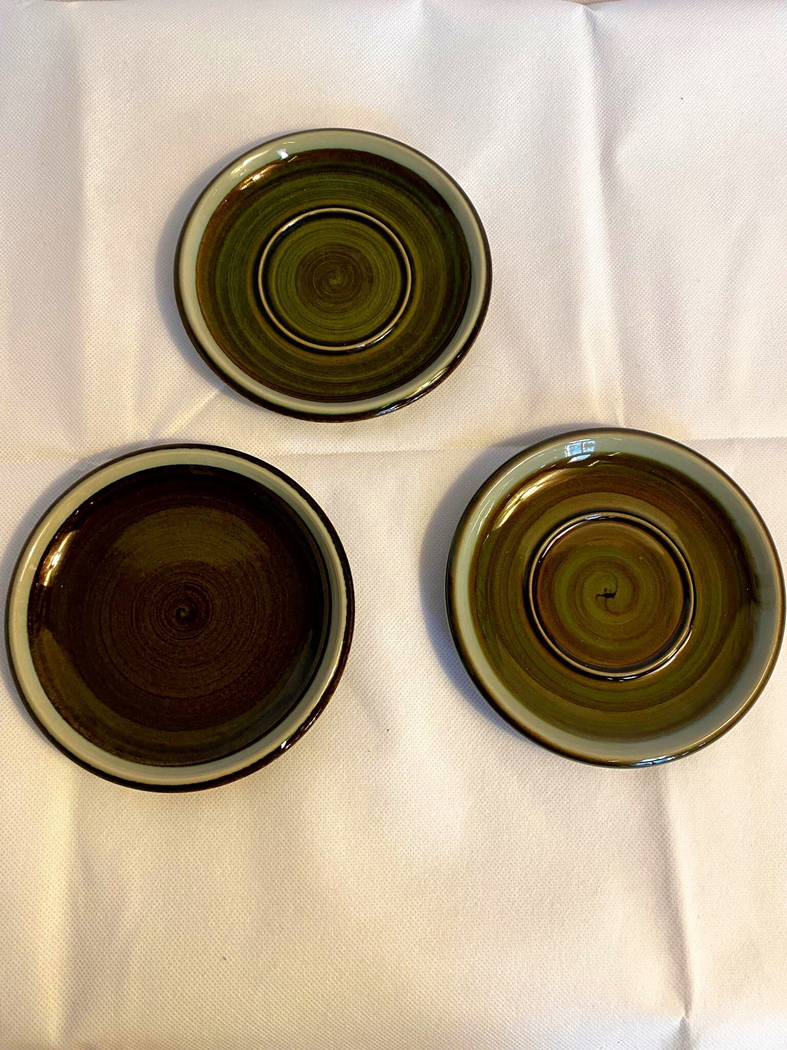 Set of 2 saucers and a Mayan Marianne Westman plate