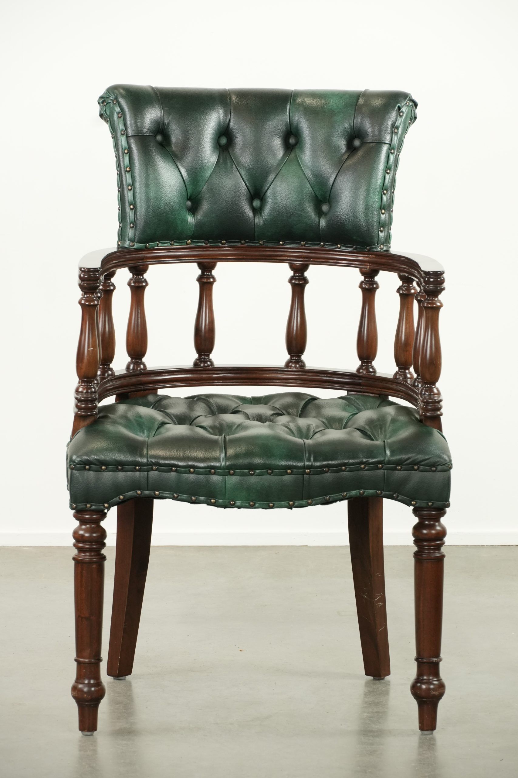 Chaise de bureau Chesterfield de style anglais en cuir vert