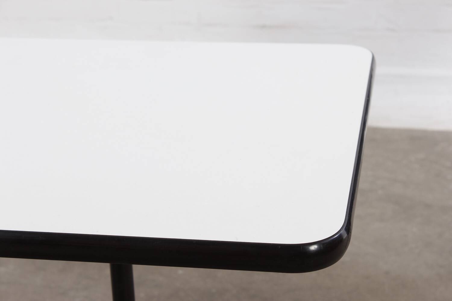 Vintage Tisch Sidetable Eames Vitra Mid Century Design