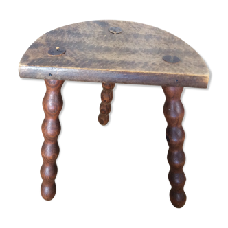 Tripod stool