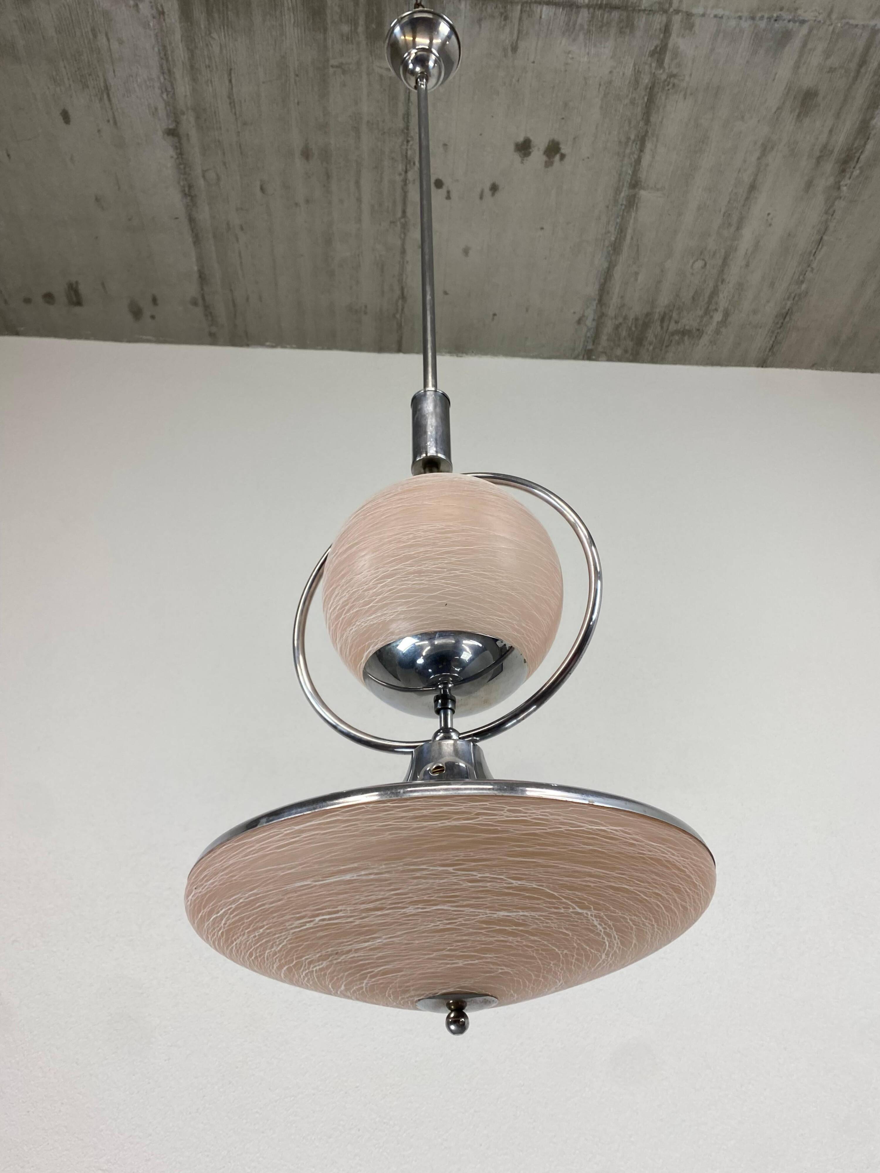 Functional pink lustre