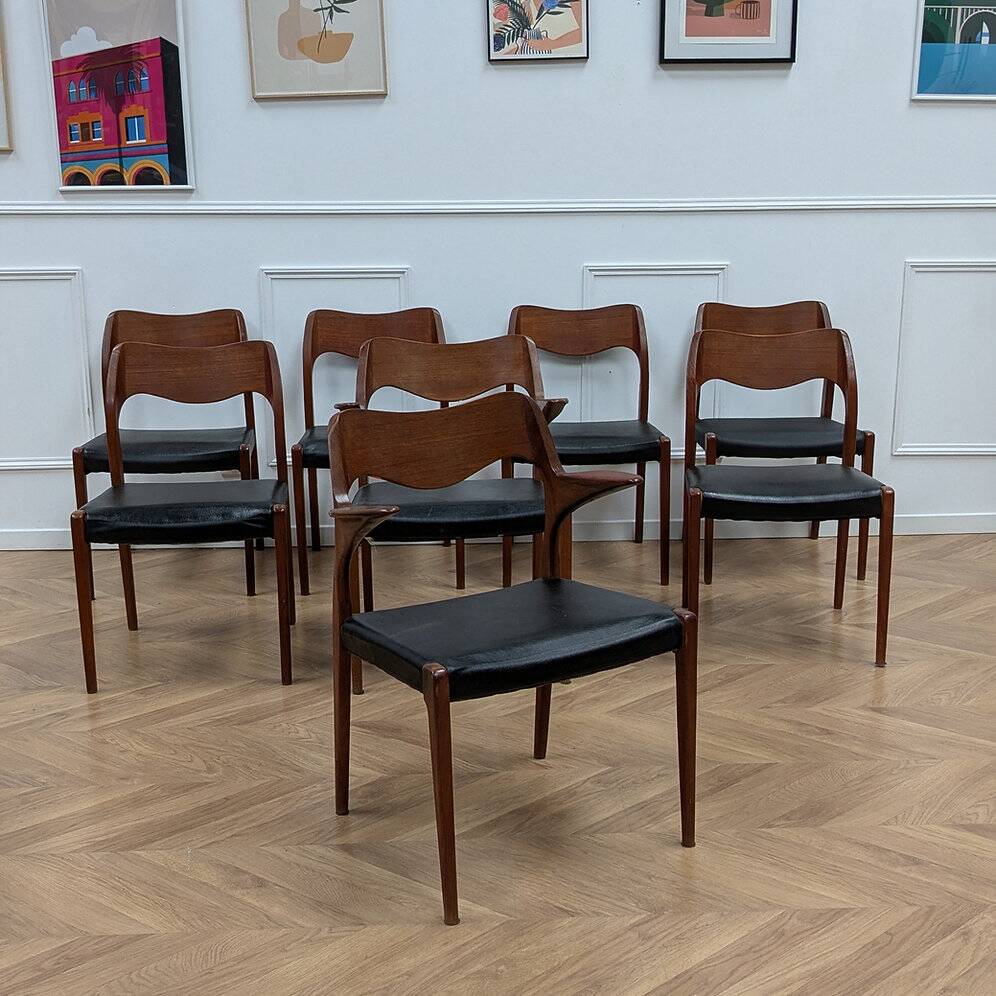 8 chaises Niels Otto Moller