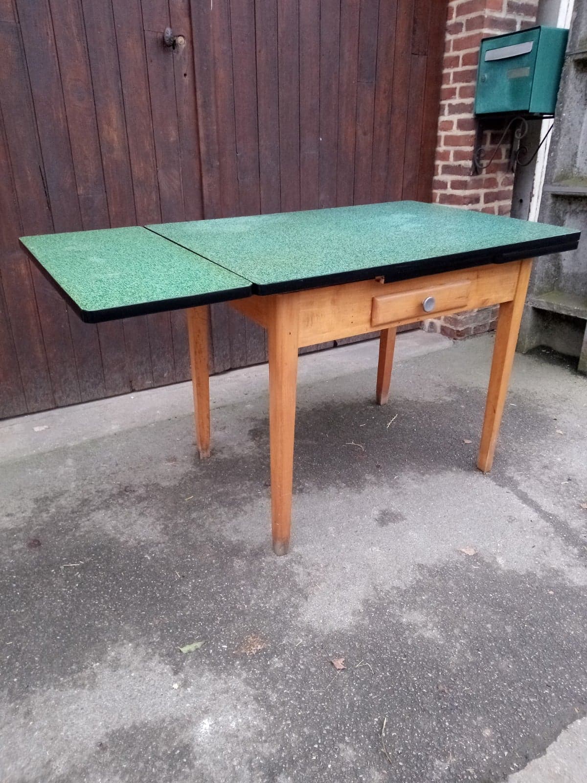 Table de cuisine années 50