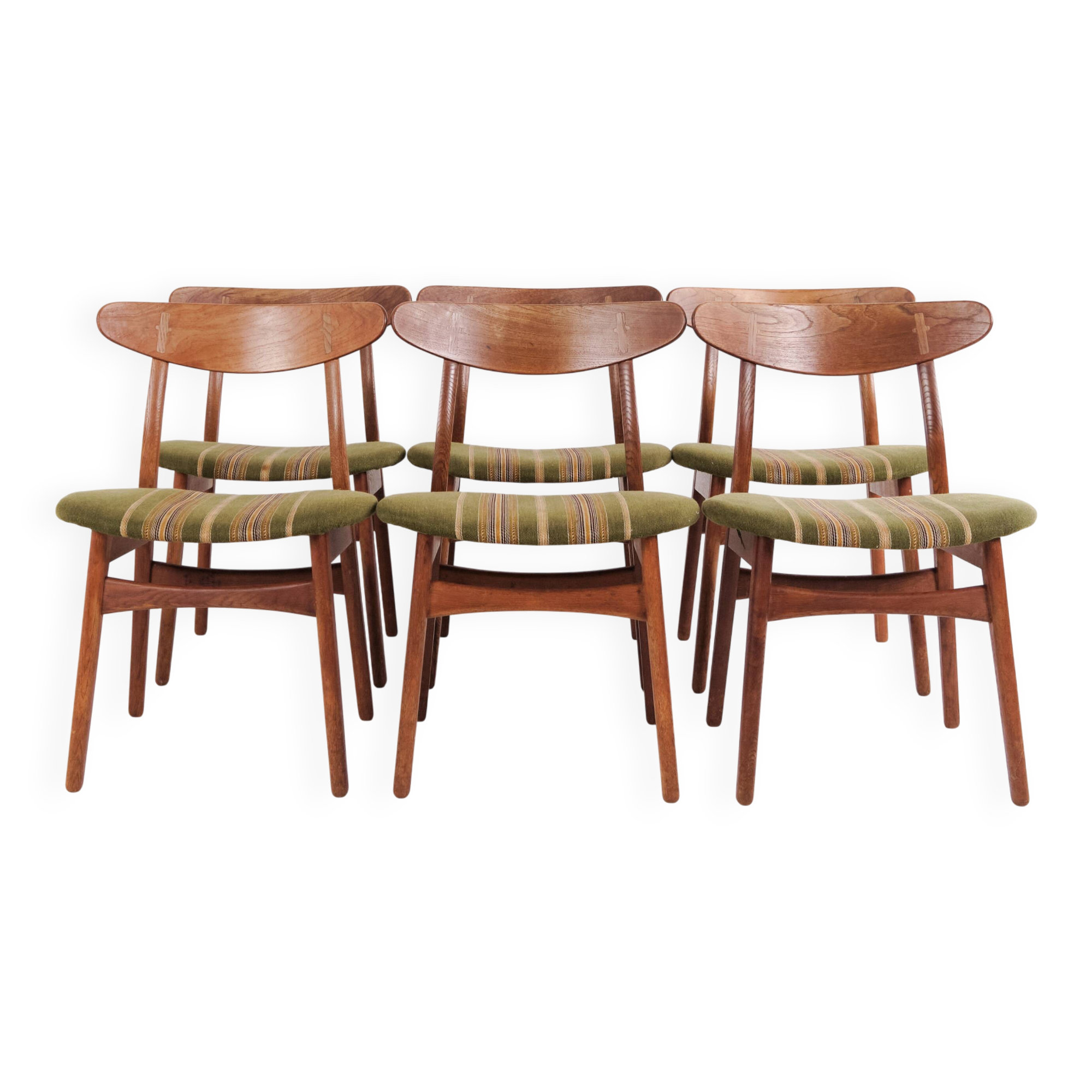 Ensemble de 6 chaises de salle à manger – Hans J. Wegner – Modèle CH30 – Teck et chêne – Années 1950