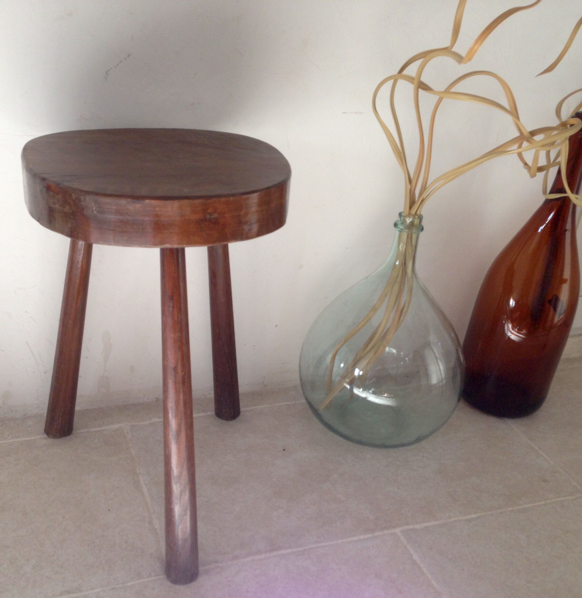 V massive wooden tripod stool