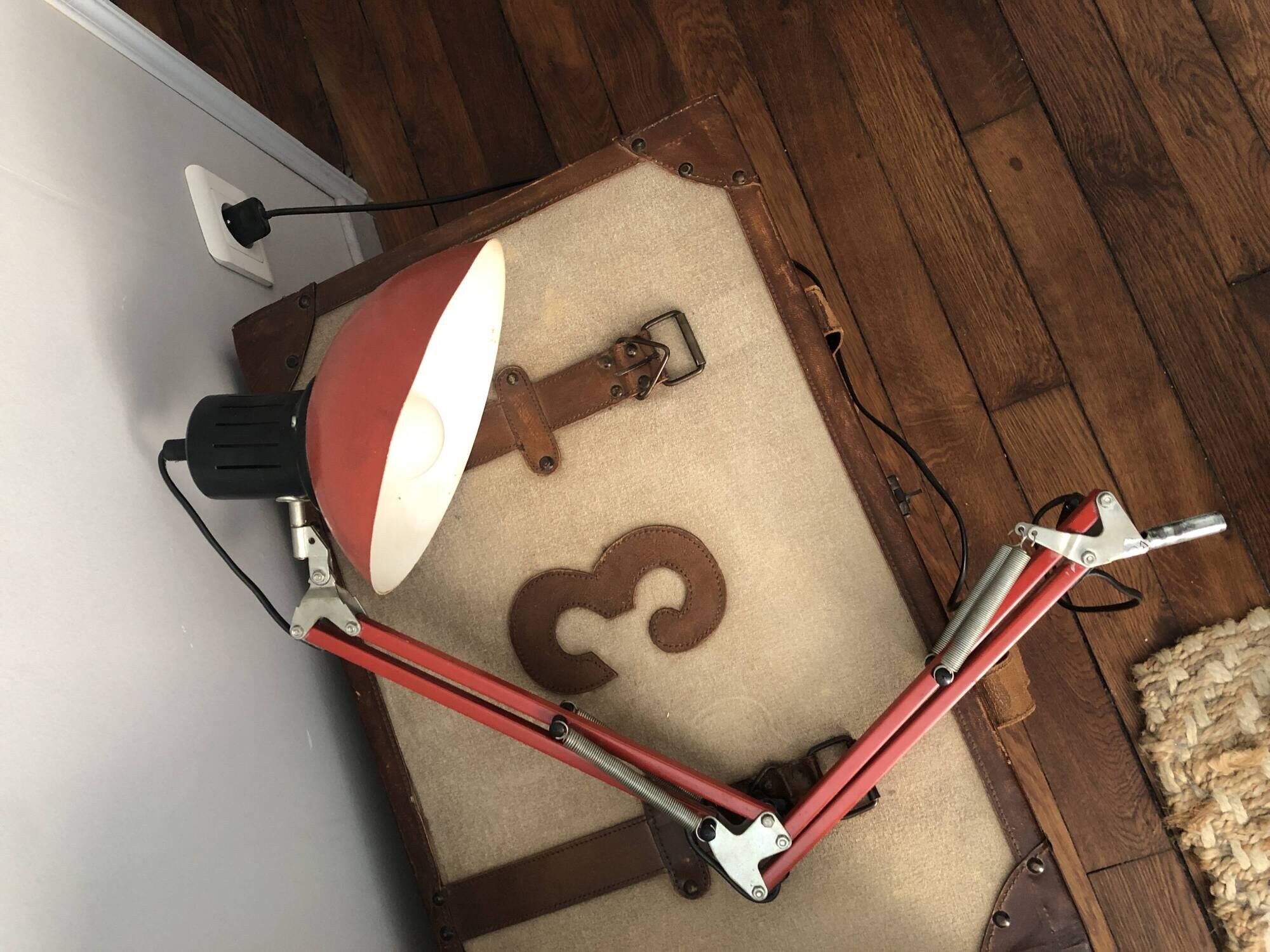 Lampe de bureau vintage architecte rouge