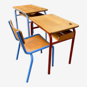 Lot tables d’école enfant et chaise