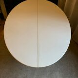 Tables ovale cuir blanc et inox matrix avec surpiqure centrale