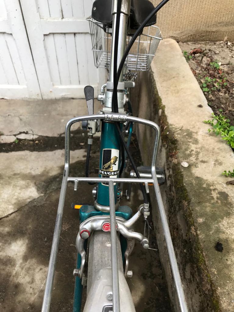 Vintage bike blue green woman brand Peugeot 70s