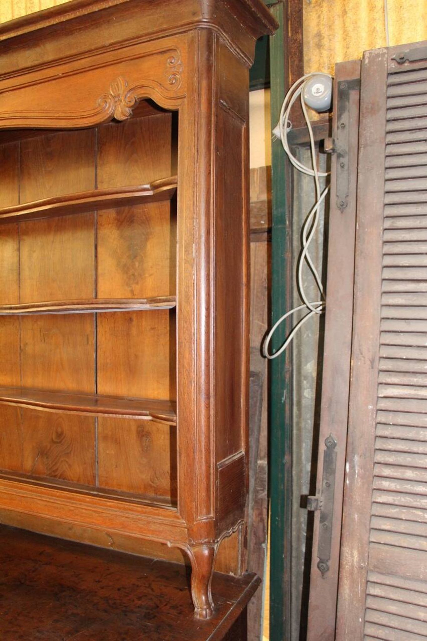 18th century dresser