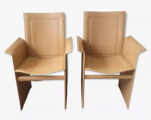 Pair of chairs with Italian design leather armrests