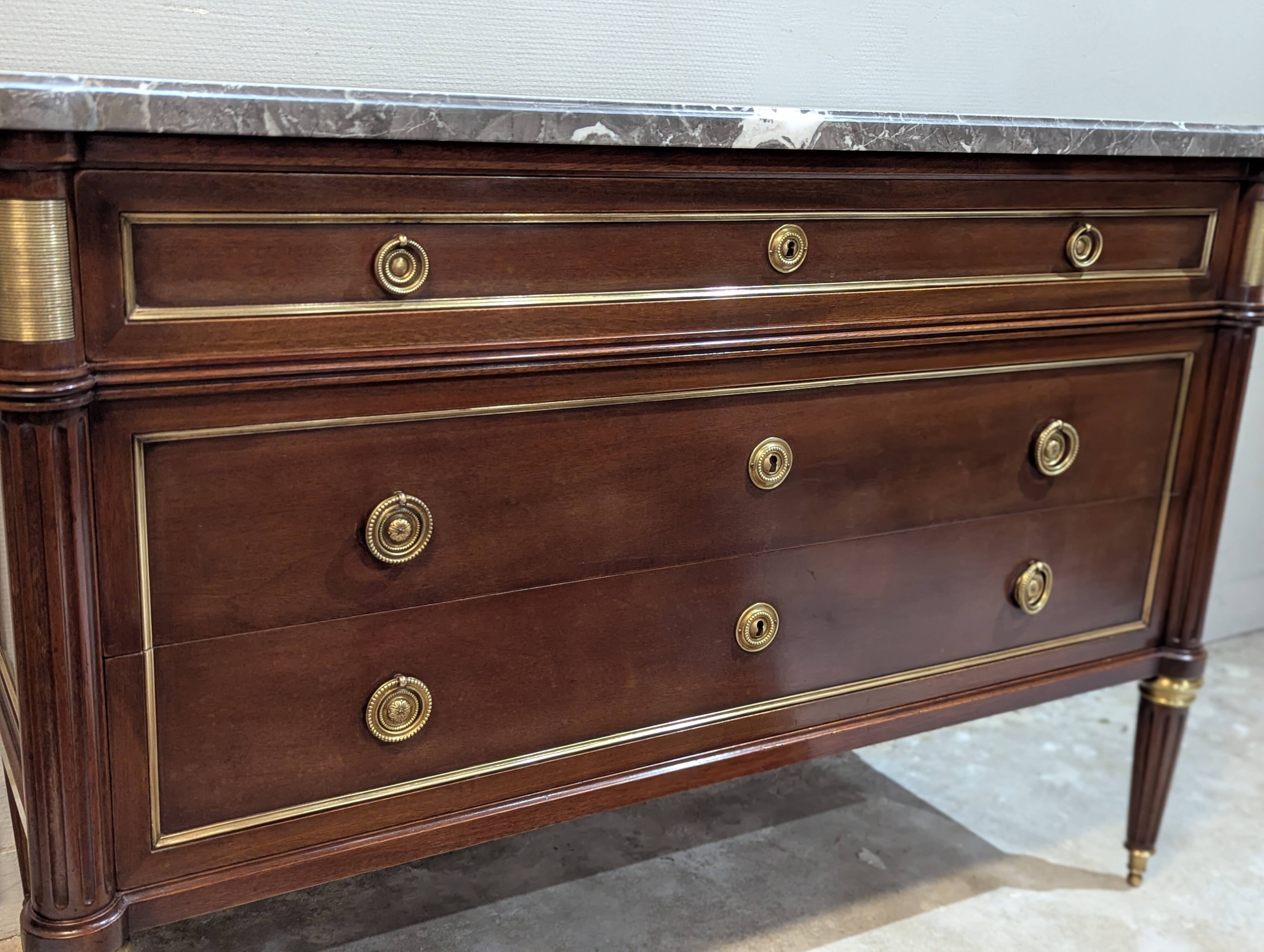 Commode louis xvi acajou