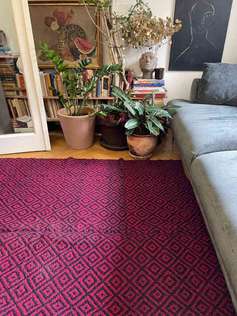 Romanian carpet made by hand in wool