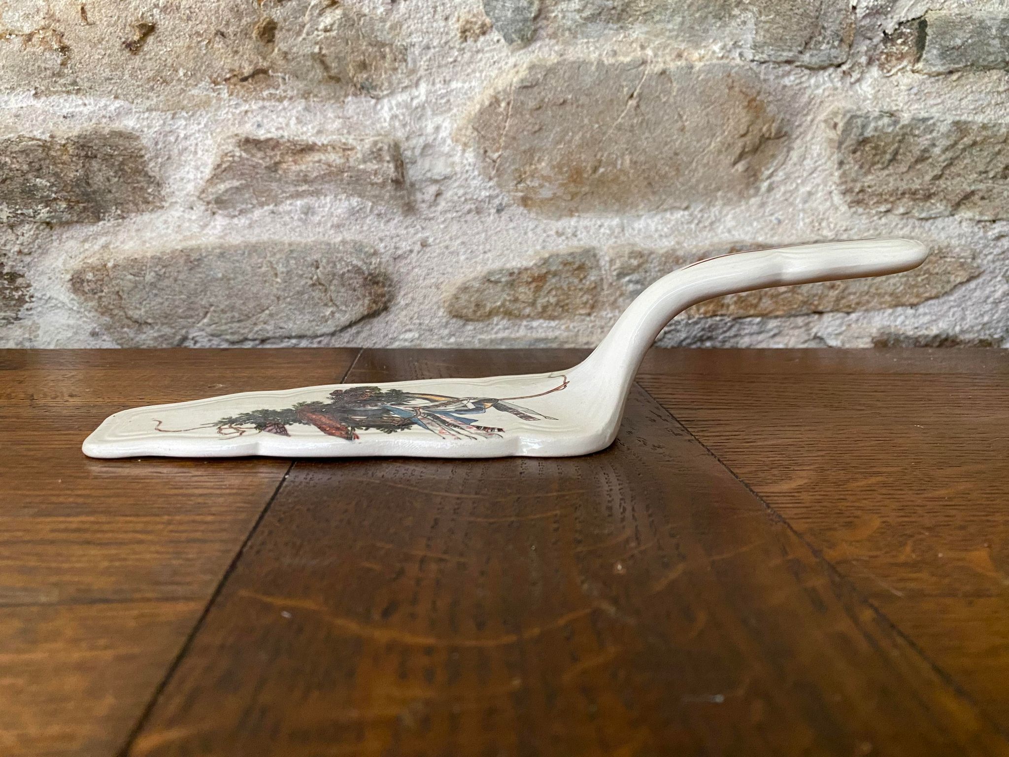 Faience pie or cake shovel from Sarreguemines Obernai Alsatian décor