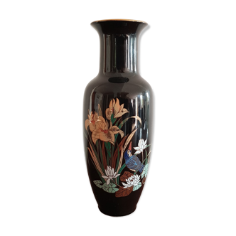 Vase noir japonais