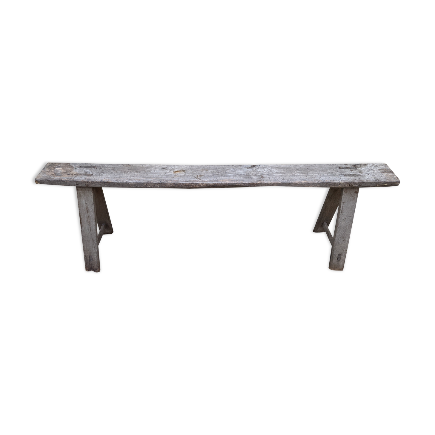 Old farm bench in chene