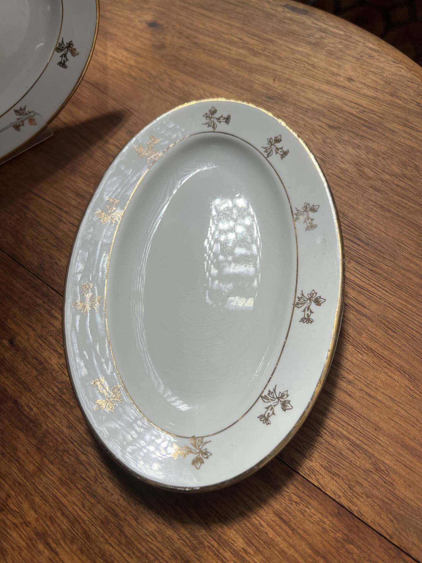 Paire de plats en porcelaine 1950