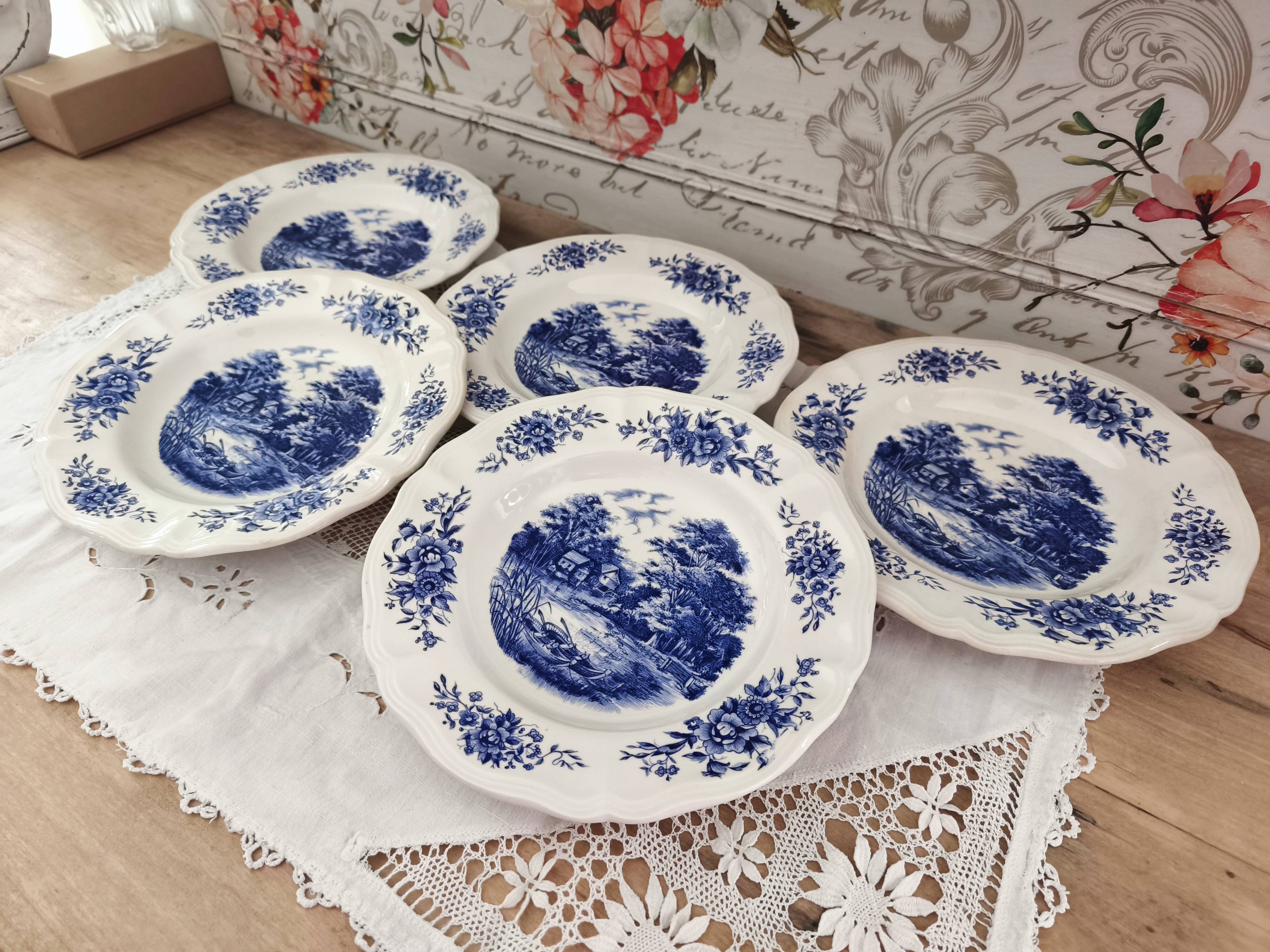 Lot de 5 assiettes creuses Sarreguemines modèle Romantic bleu