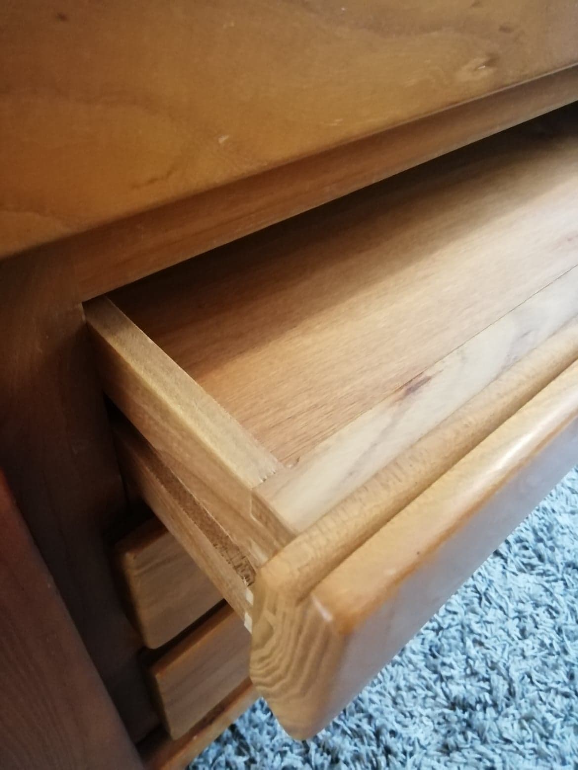 Chest of drawers low house Regain