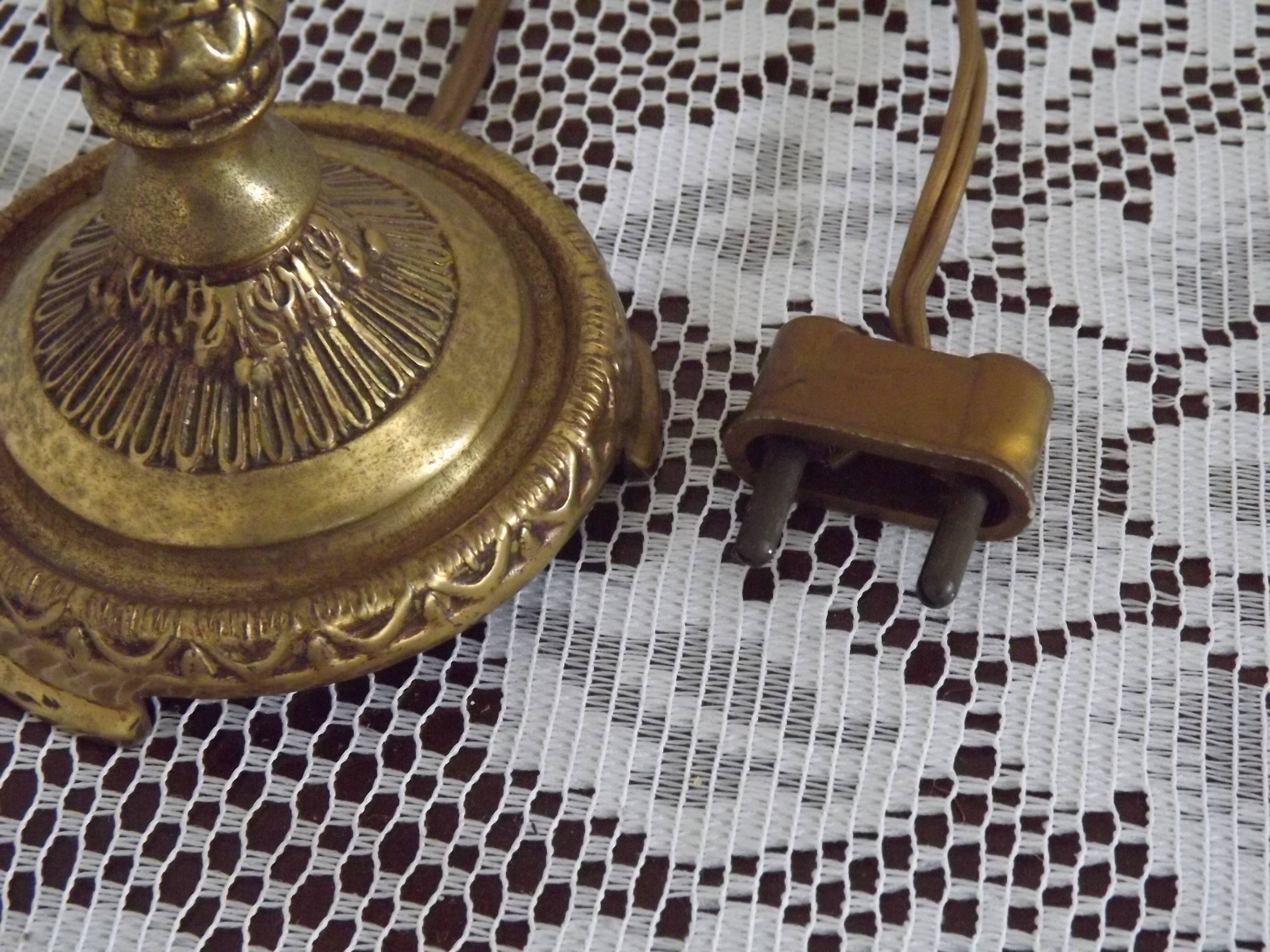 French Vintage Brass Table Lamp With Cream Fringed Shade 5567