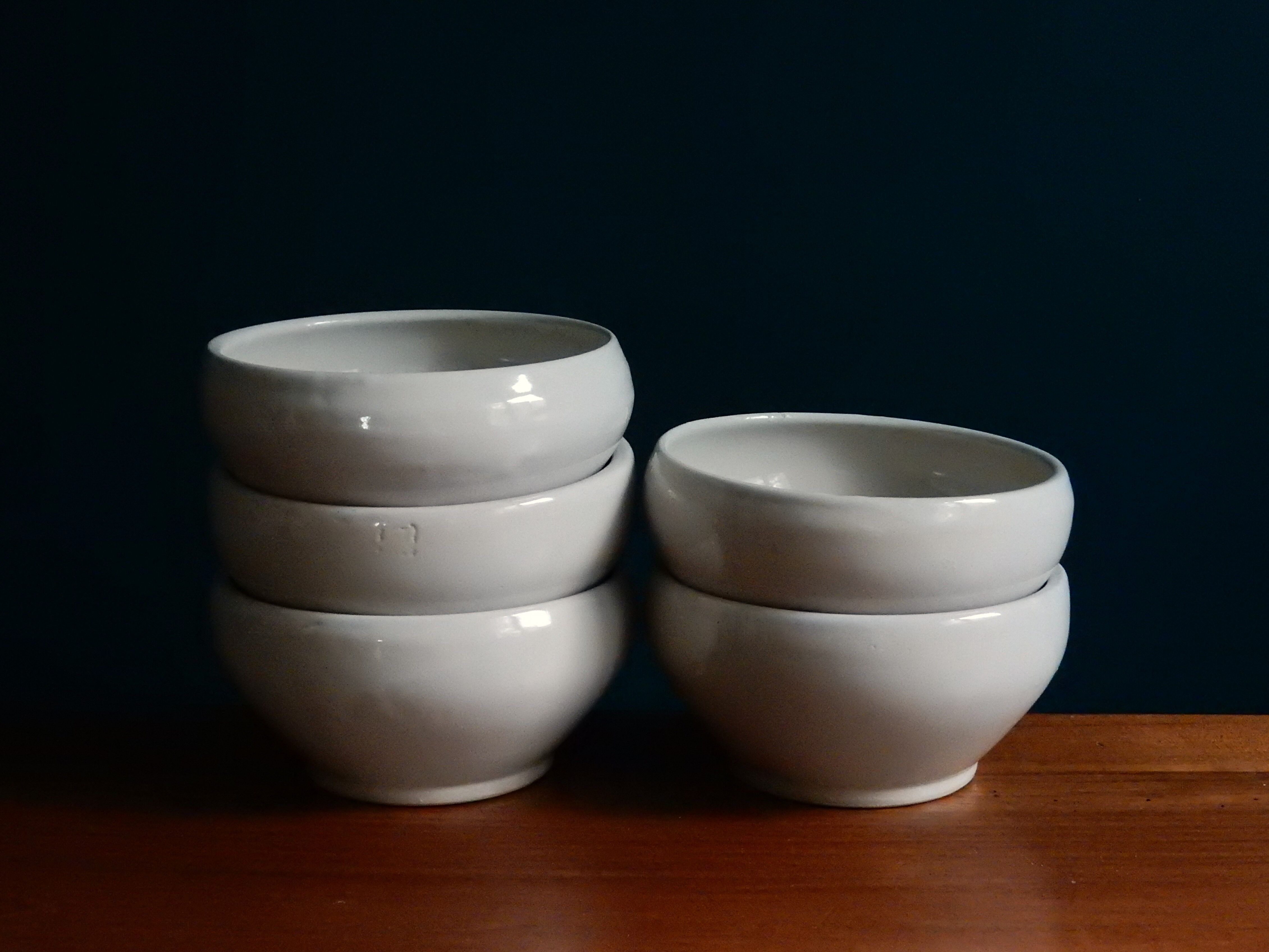 5 stoneware bowls Digoin Sarreguemines grespots