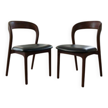 Set of 2 solid wood chairs in wabi-sabi style.