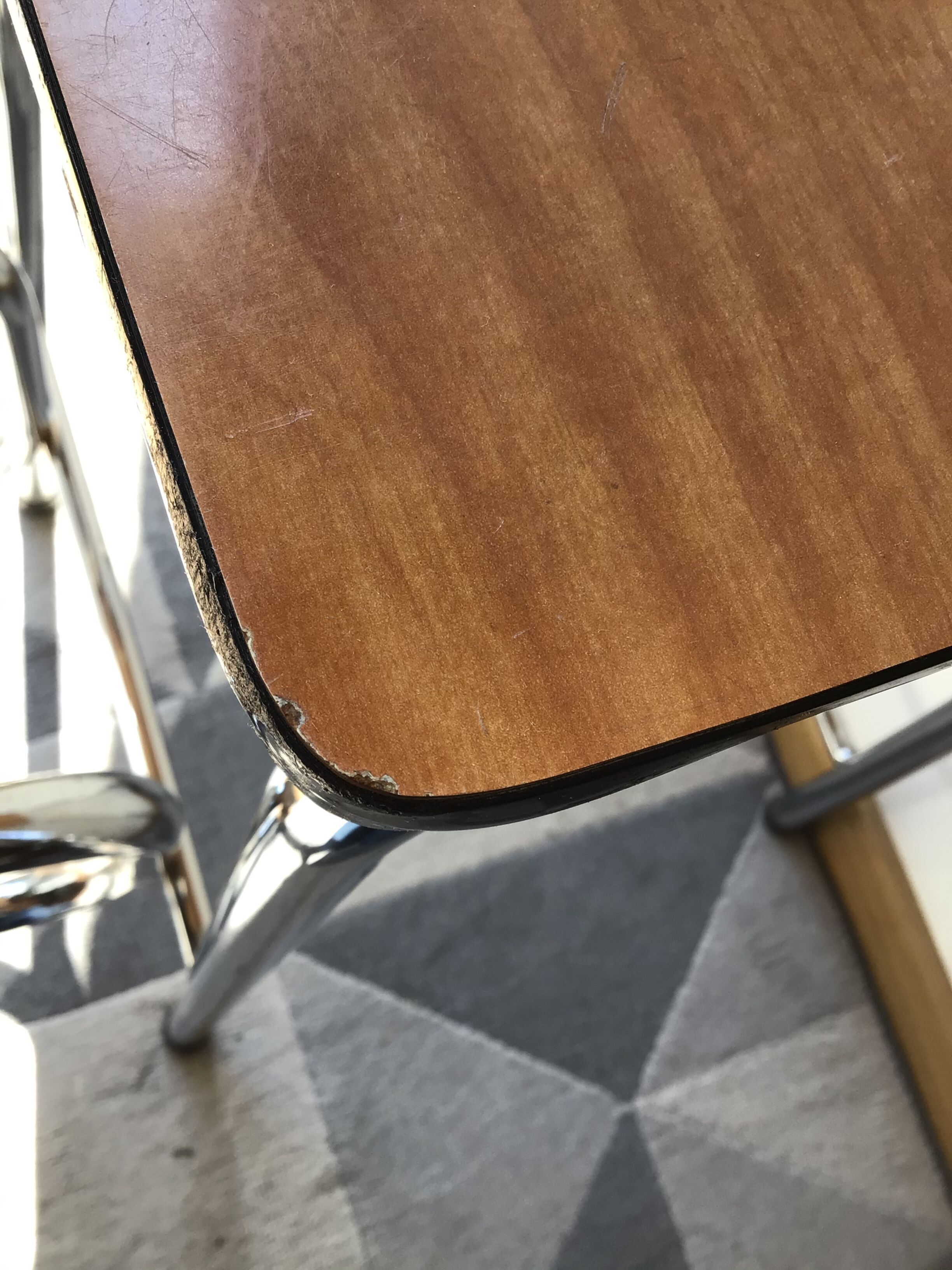Tabouret escabeau formica roux marches bois