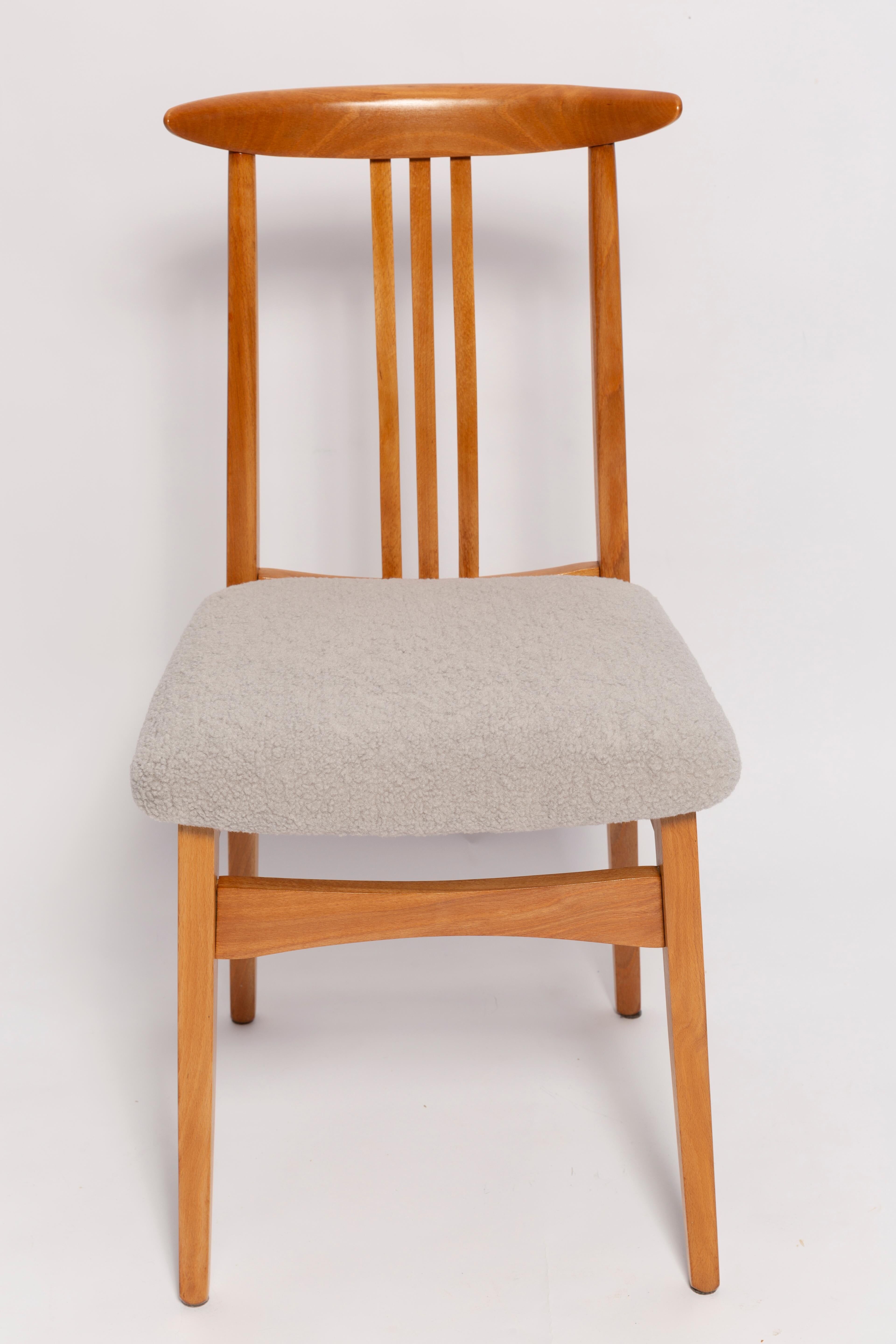 Mid-Century Chair in Linen Boucle and Light Wood by M. Zielinski, Europe, 1960s