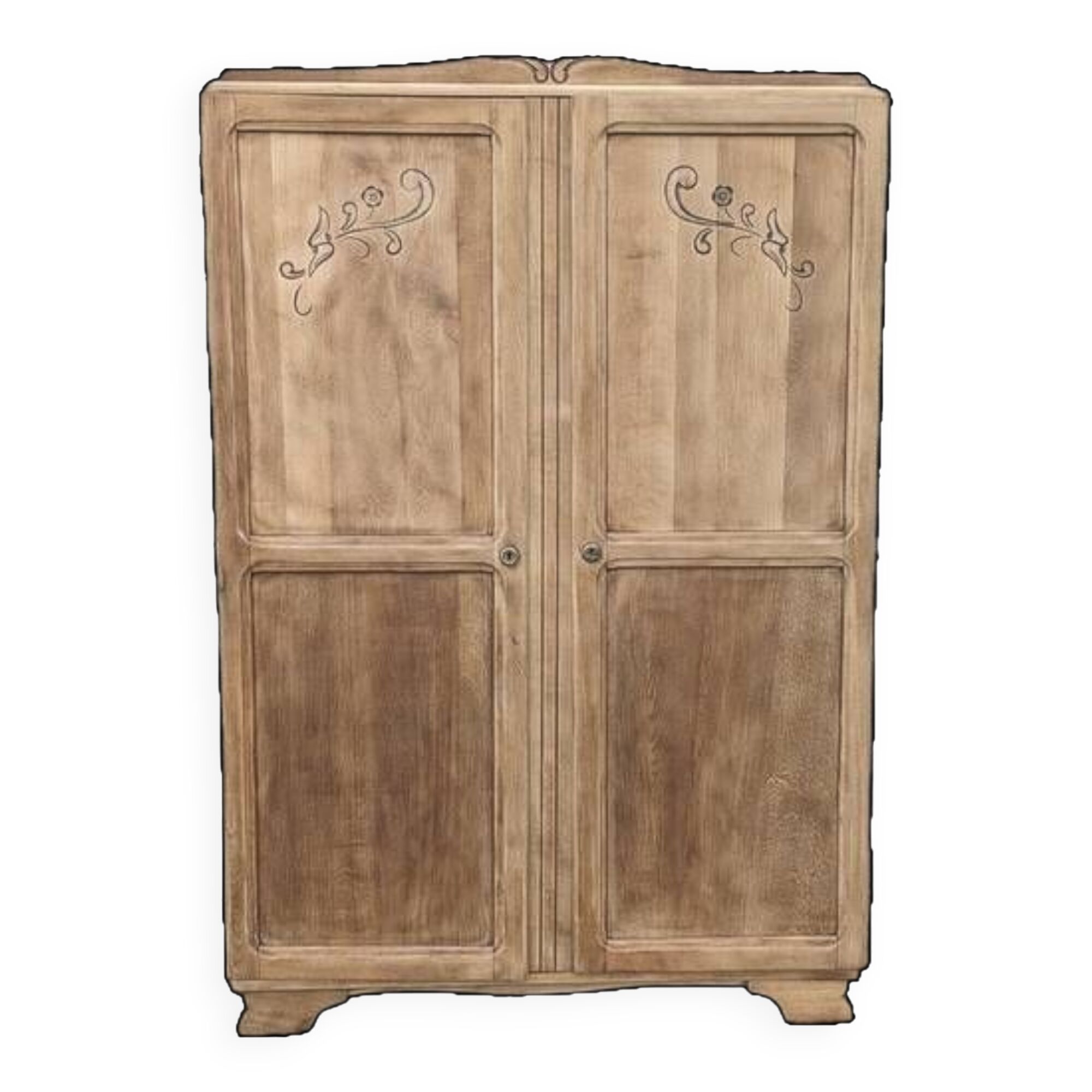 Wardrobe, removable wardrobe