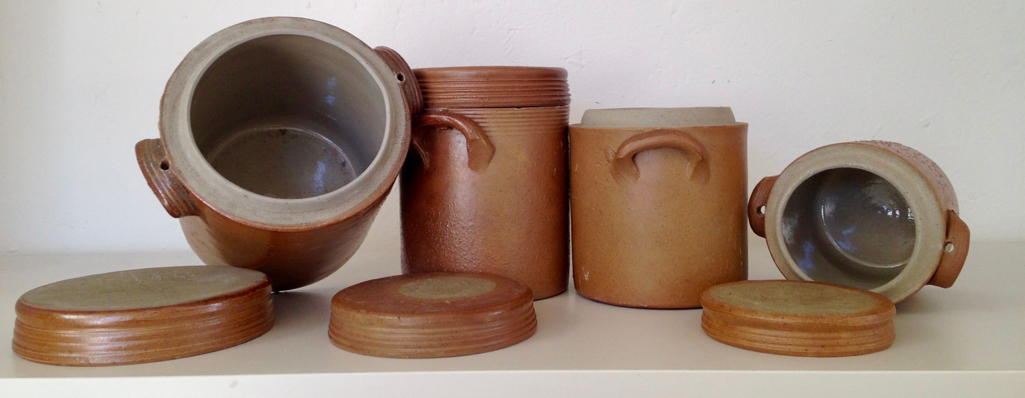 Stoneware pots