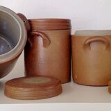 Stoneware pots