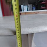 Round stone table (4-6 people)