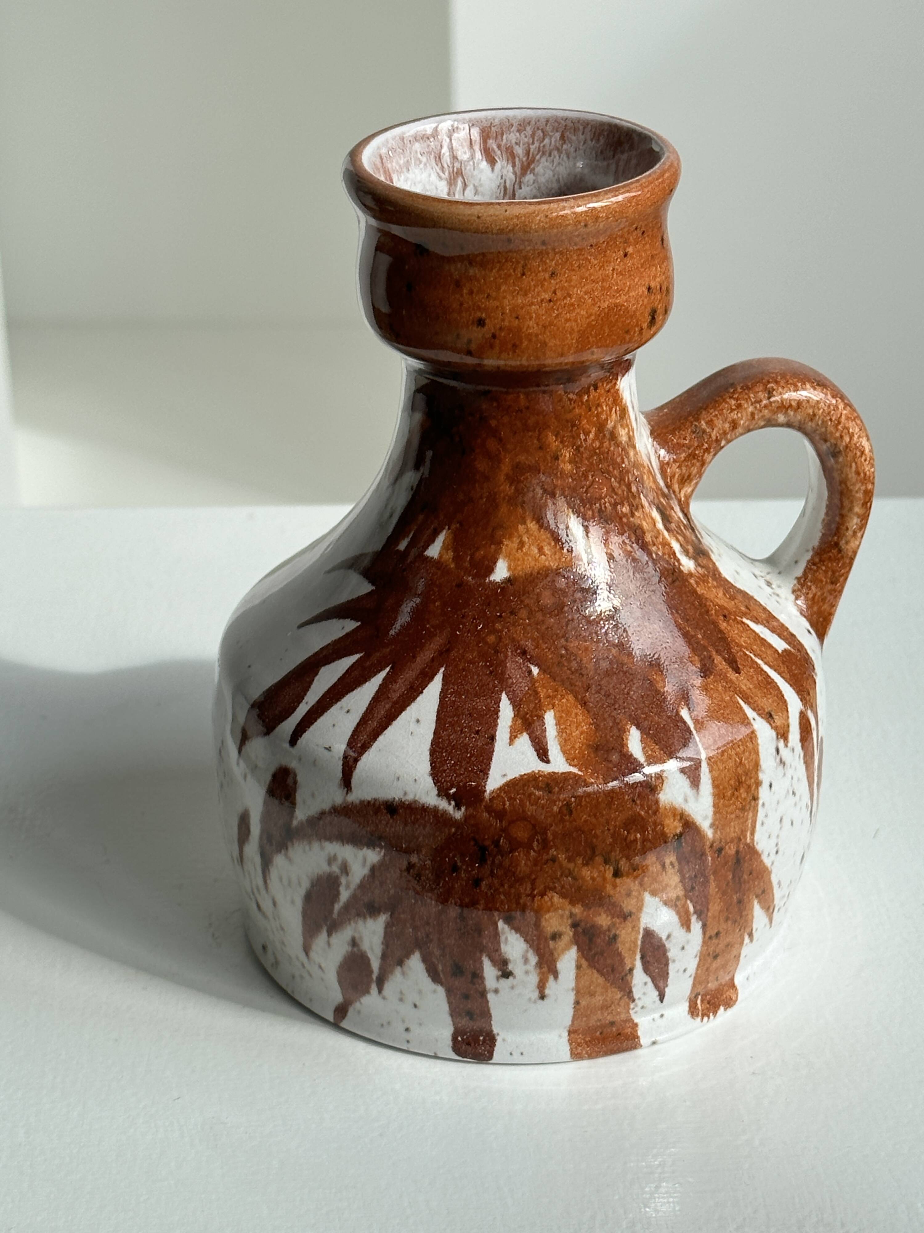Small white and brown vase or pitcher West Germany H:15cm D:10.5cm