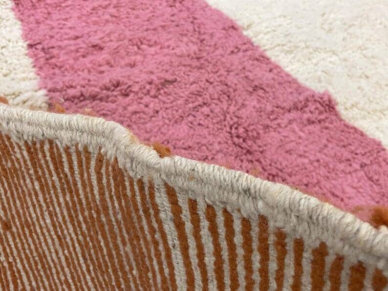 Azilal rug woven in natural wool 250cmx300cm