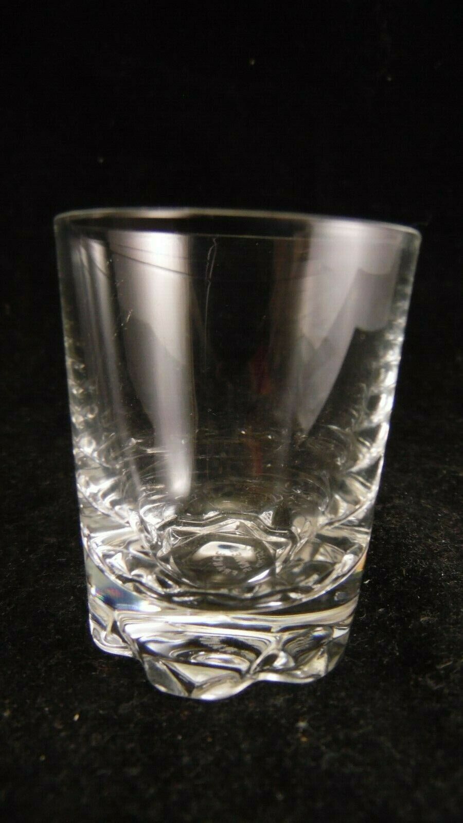 Service of 9 glasses of Sèvres crystal liqueur