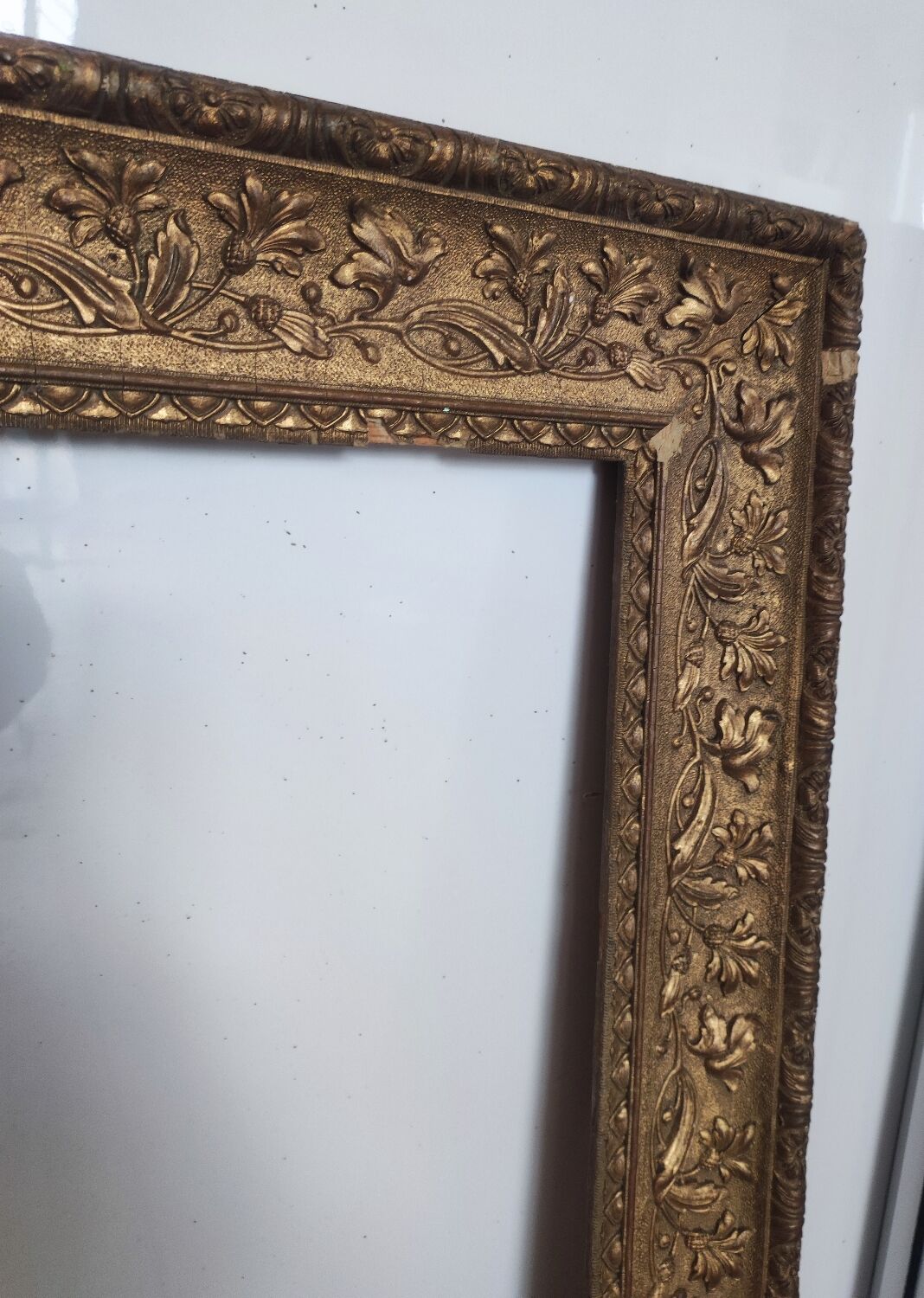 Old frame montparnasse 64x54 cm