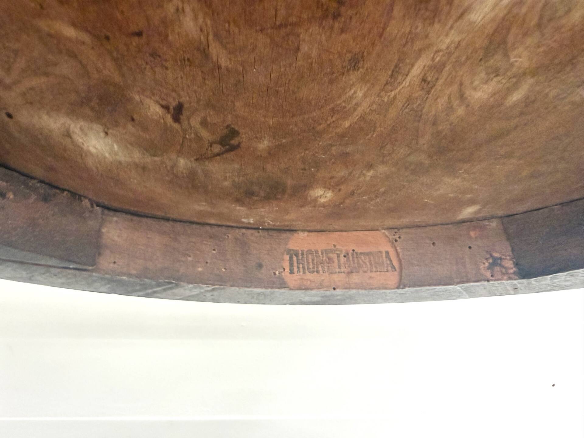 Paire de Fauteuils de Bureau Thonet – Hêtre Courbé & Assises Pyrogravées