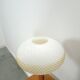 Lampe de table vintage base en marbre avec abat-jour en cuivre et en verre de lait