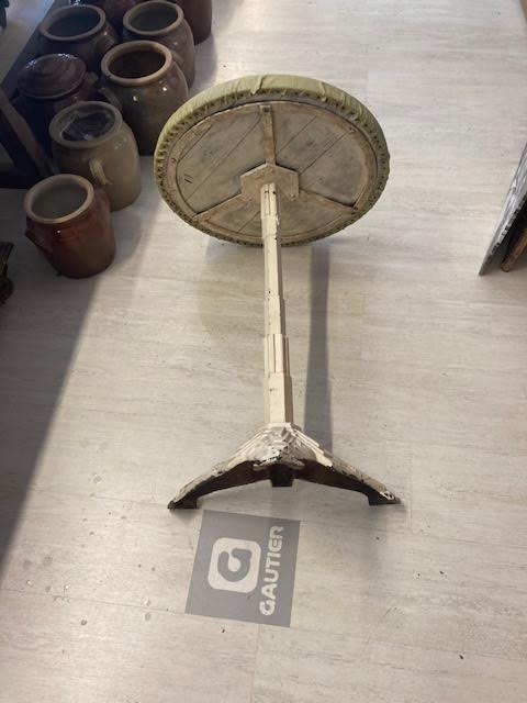 Round table with cast iron stand