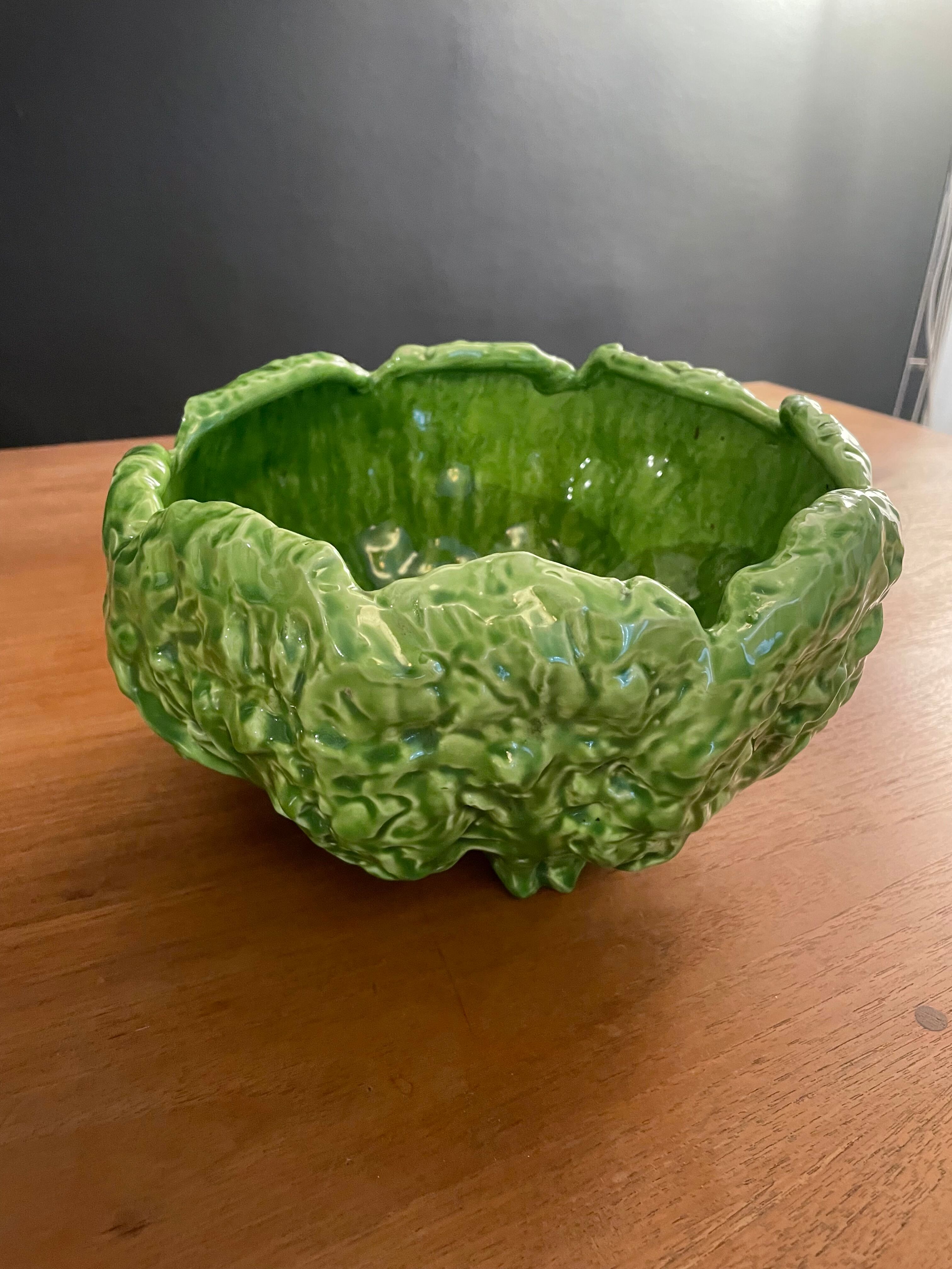 Fruit cup / Ceramic salad bowl collard greens