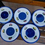 Dessert plates with flowers