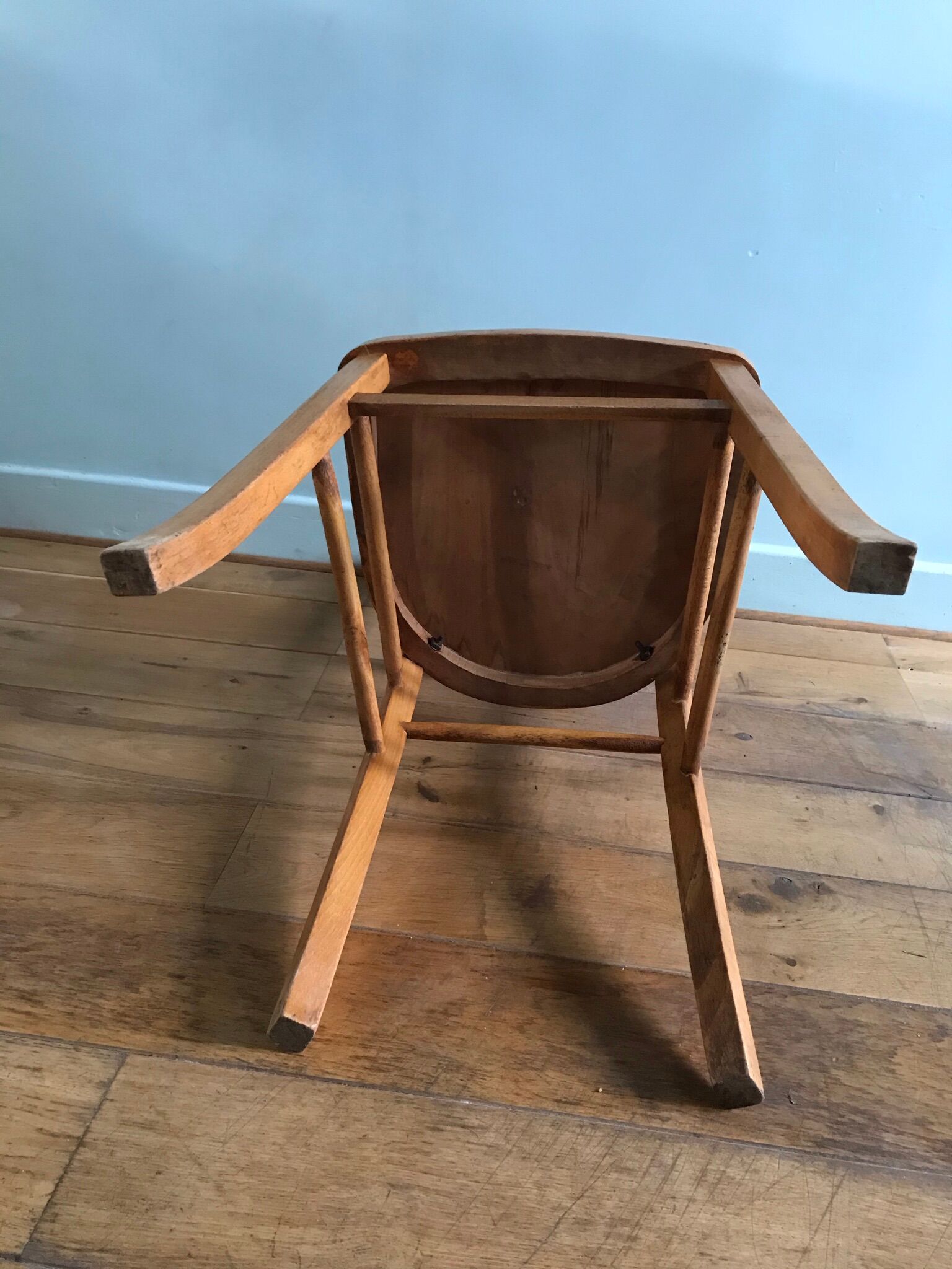 Vintage bistro chairs in natural wood marked luterma