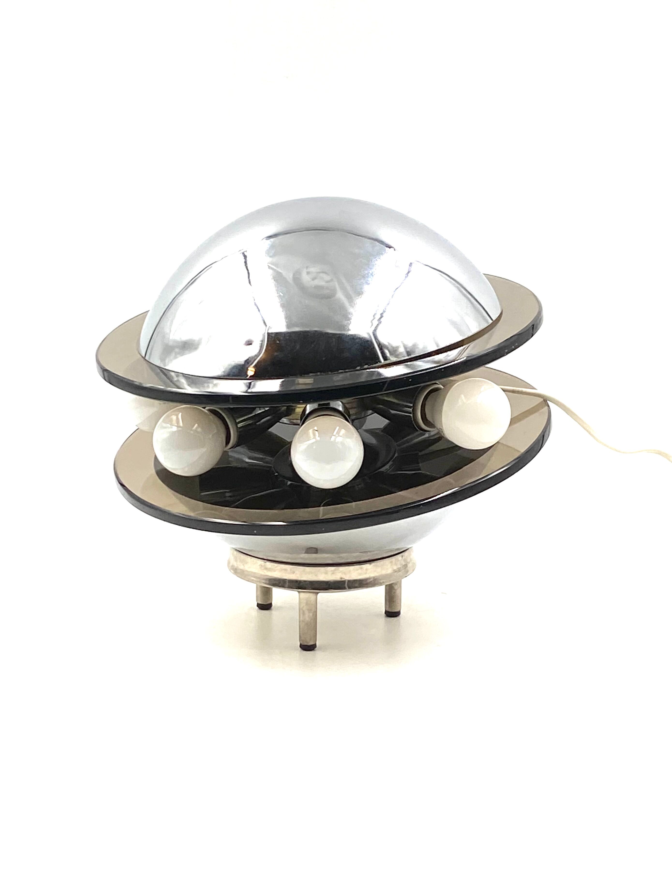 Space age flying saucer Ufo table lamp, Italy 1970s